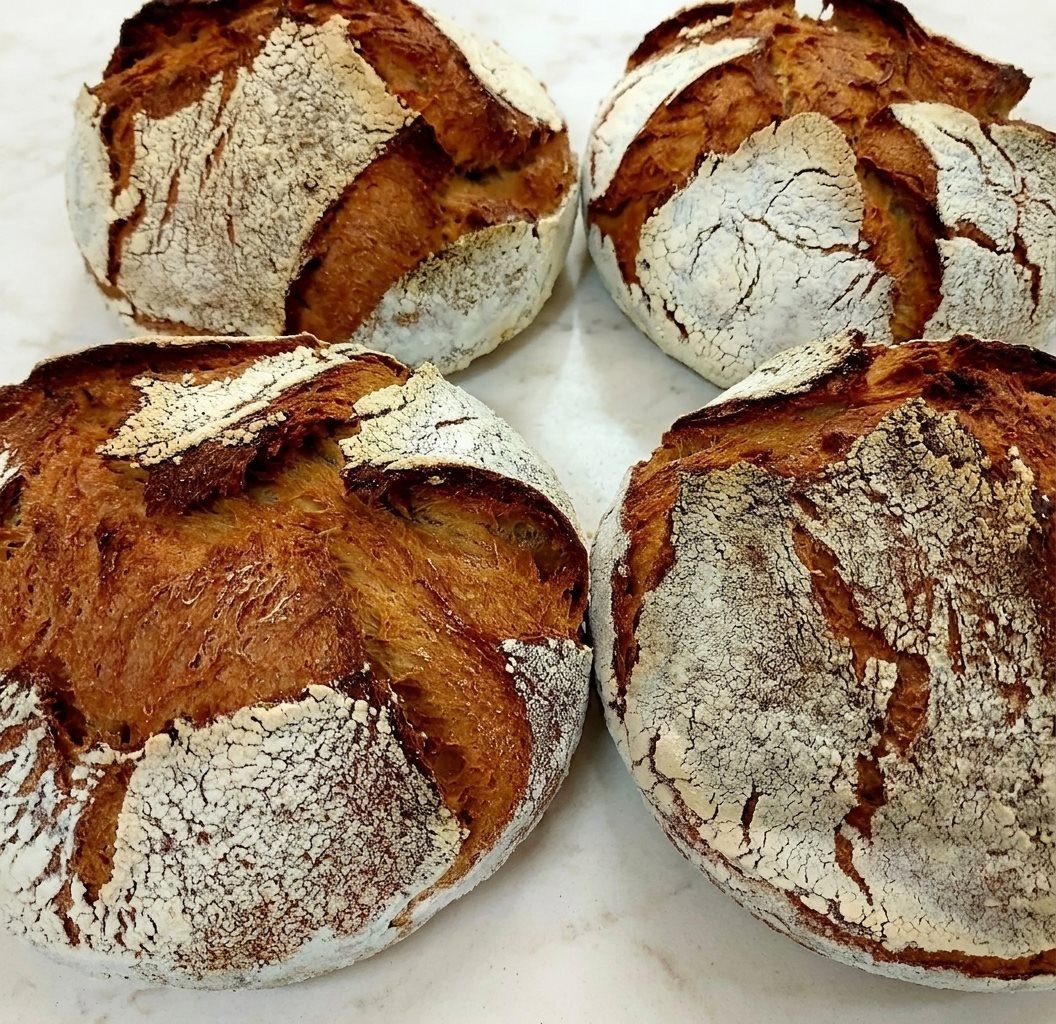 Pane appena sfornato all'Antico Forno Bacci